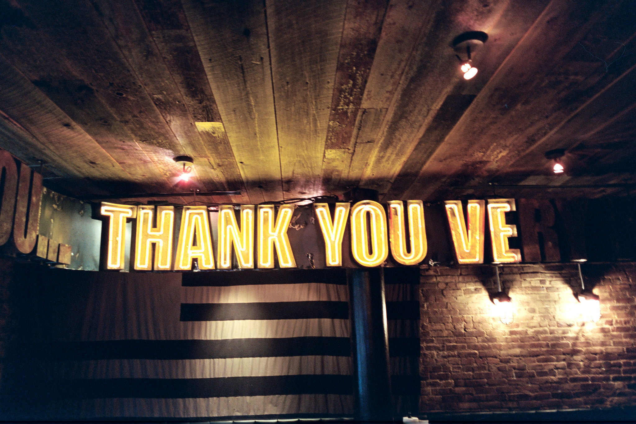 25569341780_943bf1f89d_k